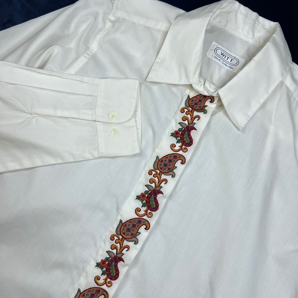 Vintage Witt Womens White Button Paisley Embroidered Shirt | Size 10 | Grandma